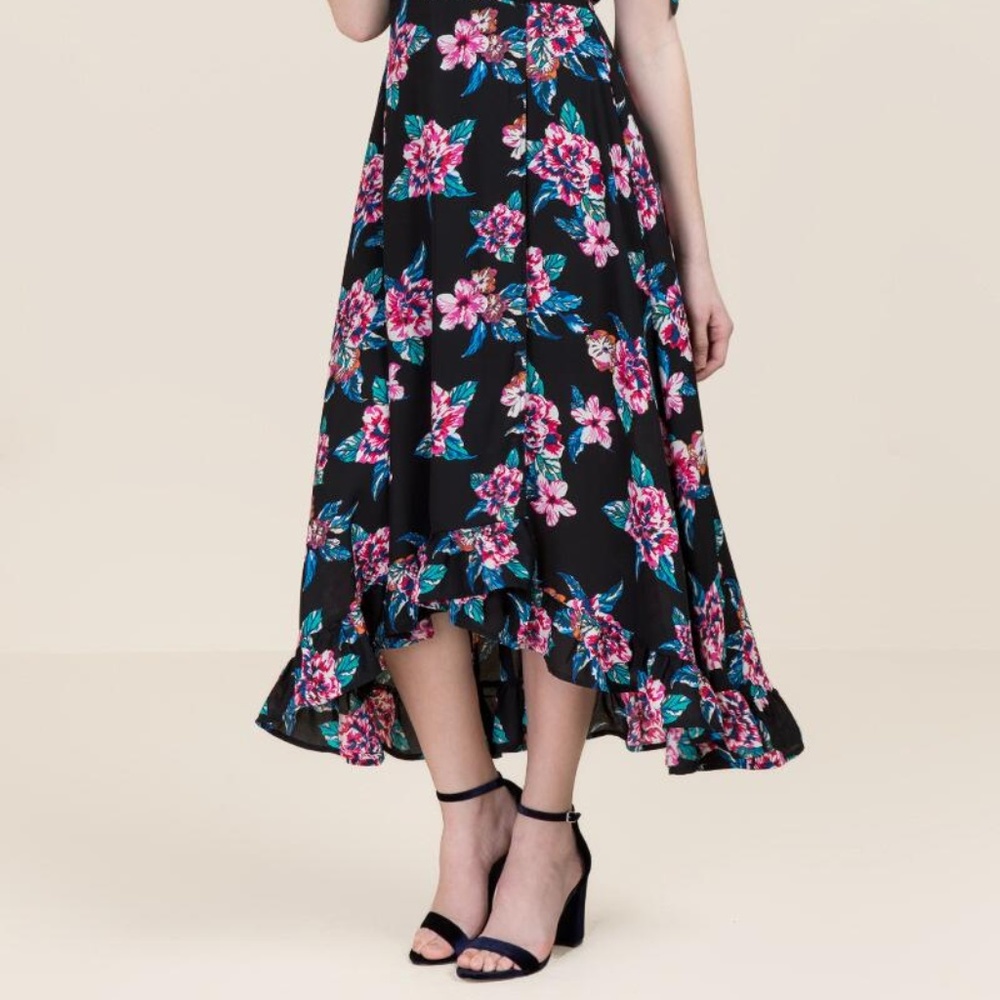 Francesca's Maxi Dress - Picture 4 of 6